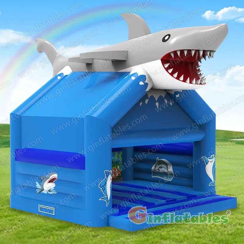 GB-046 Requin sautant