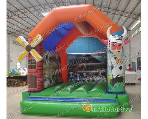 GB-332 Farm bounce house