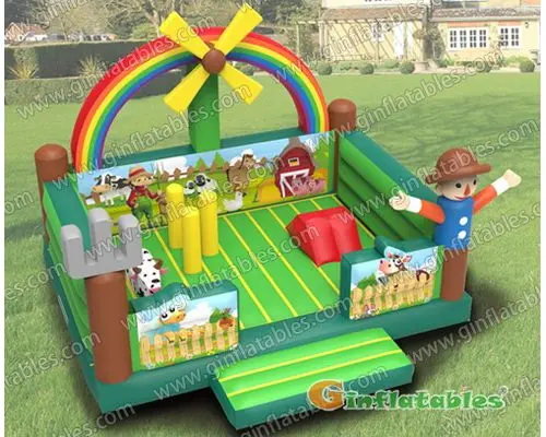 GB-393 Farm bouncy castle