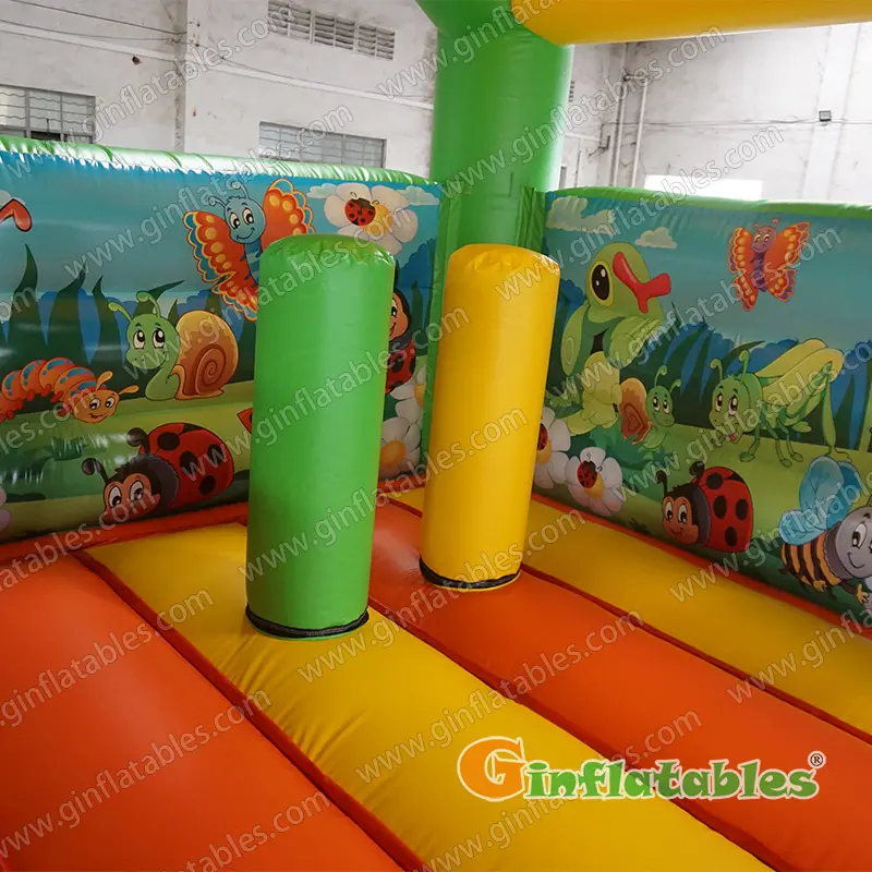 GB-403 Flower jumping house