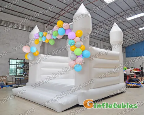 GC-005 White wedding castles