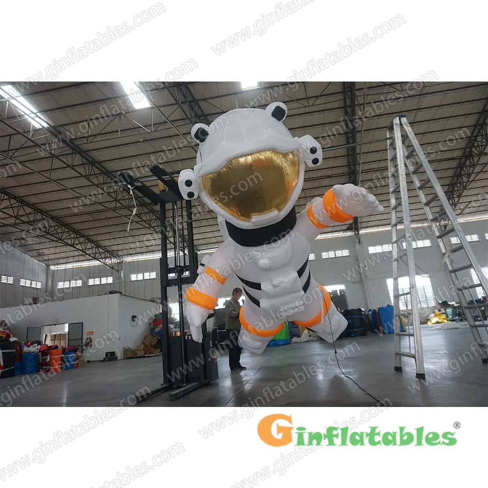 GCAR-067 Inflatable  astronaut