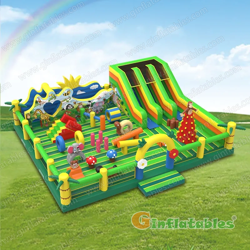 GF-153 Giant jungle funland