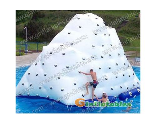 GW-052 Giant Inflatable Iceberg Climb