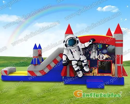 GWC-023 28.5ftL Astronaut inflatable combo